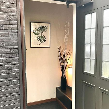 Namba Tsutenkaku High Class Villa Osaka Esterno foto